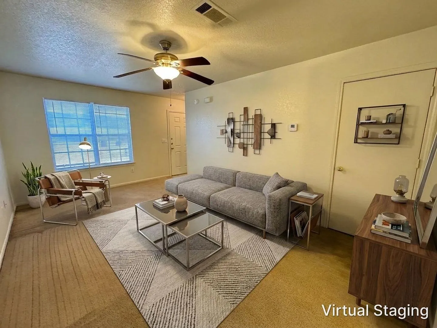 205 Lydia Dr — Photo 4