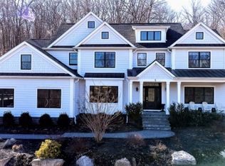 5 Sydney Ln, Port Murray, NJ 07865