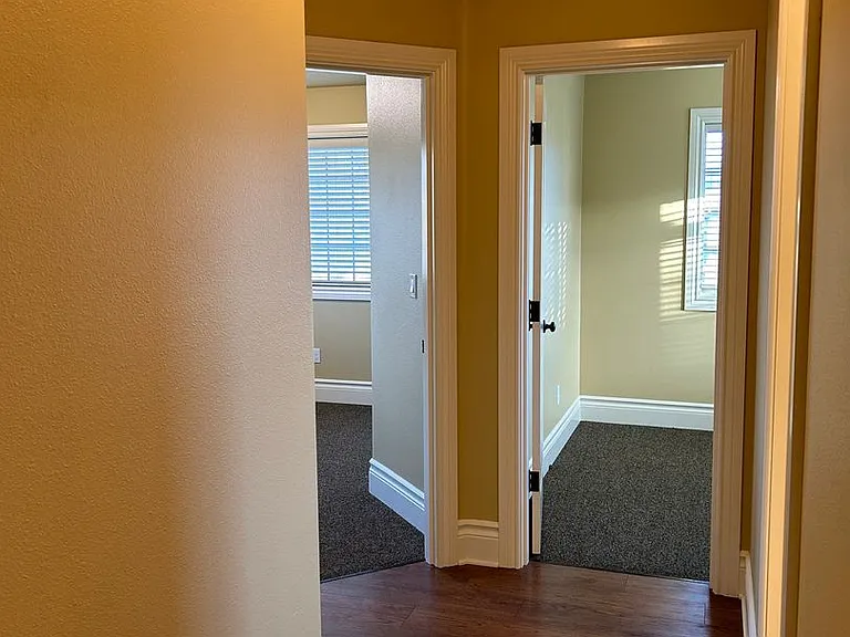 2320 NW Grant Ave #101 — Photo 10