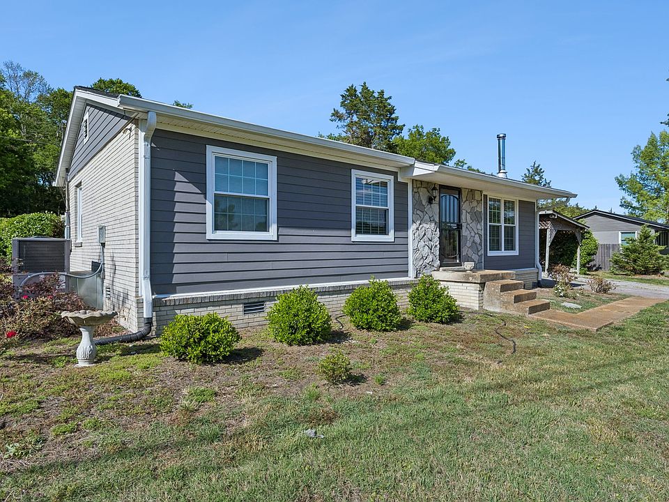 1st image of 15 Cedar Creek Dr