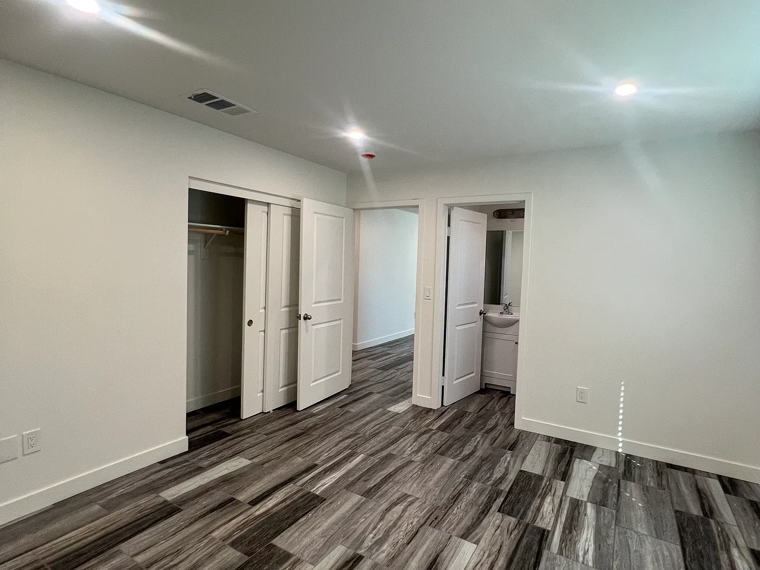 3 bed, $3,500 — Photo 4