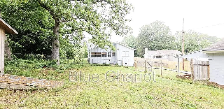 528 Short St — Photo 39