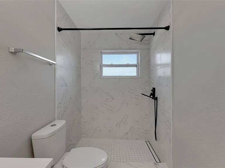 527 Fox Run Trl — Photo 29
