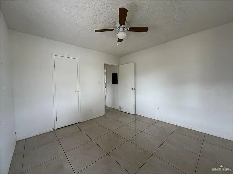 301 S Raul Longoria Rd — Photo 16