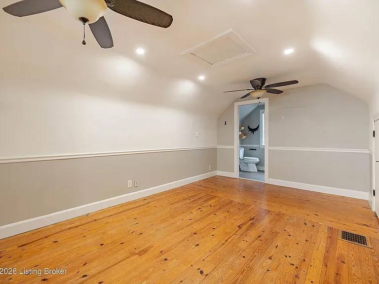 122 Bonner Ave — Photo 16
