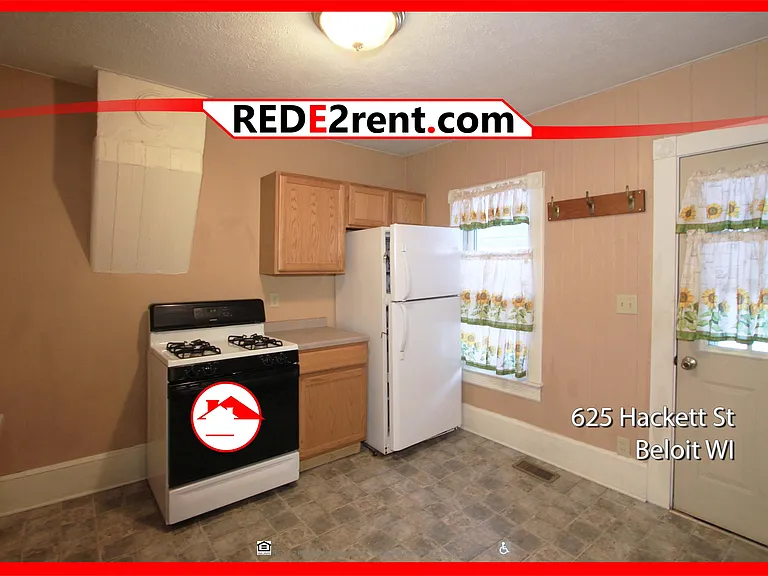 625 Hackett St — Photo 4