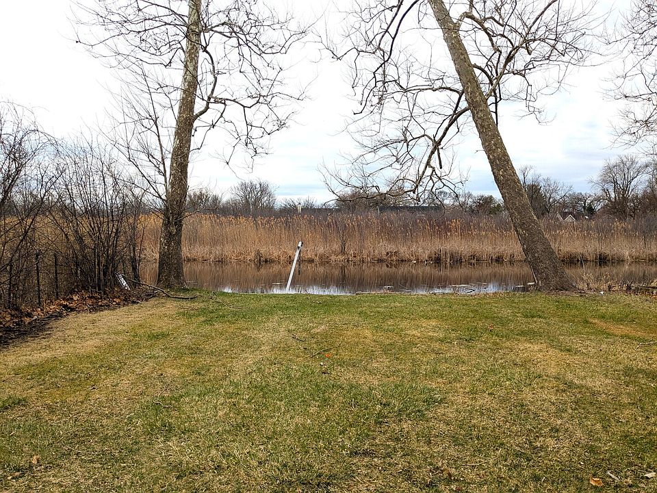 1st image of 818 Sheridan Dr