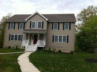243 Purchase St #A, Milford, MA 01757