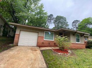 19 Glendale Dr, Little Rock, AR 72209