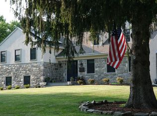 1611 Stephens Dr, Wayne, PA 19087