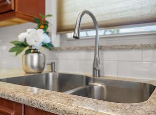 718 SE Alamanda Cir, Stuart, FL 34996