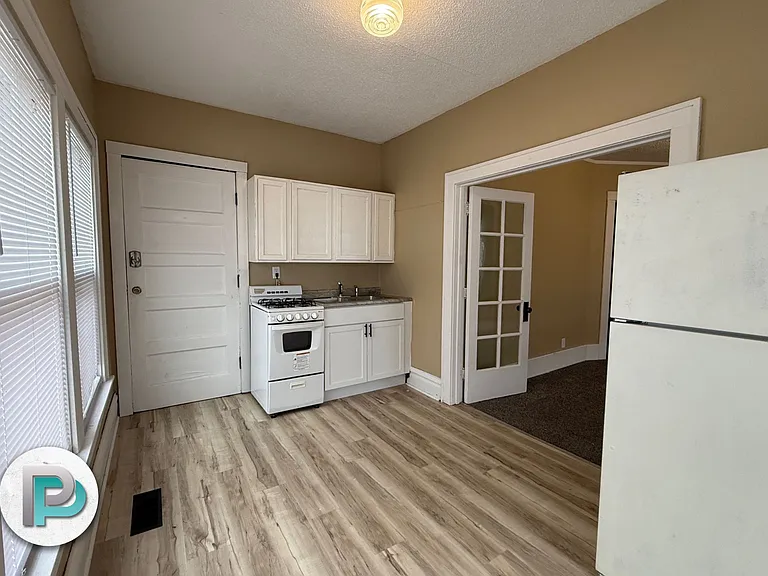 305 N Adams Ave #2 — Photo 6