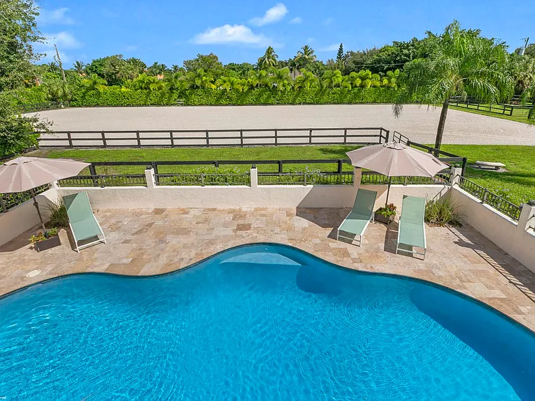14965 Oatland Ct — Photo 40