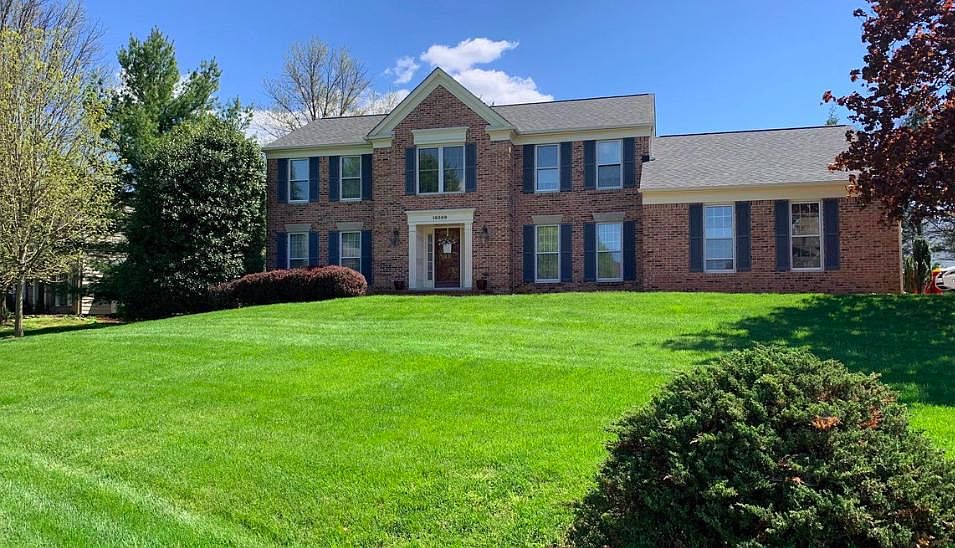 1st image of 19309 Heritage Ln