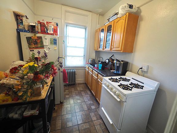 2nd image of 31-33 82nd St #2M