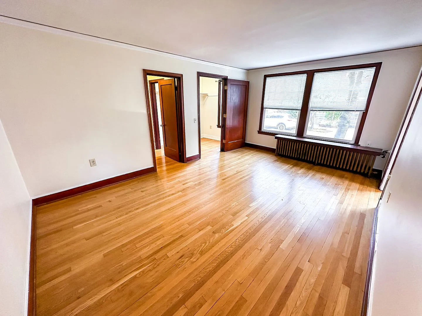 Cornell Apartments — Photo 2
