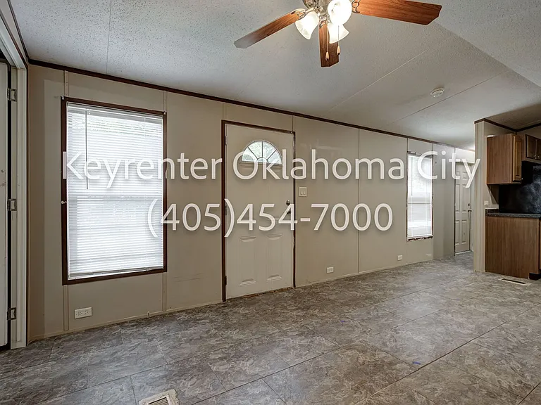 3508 N Douglas Blvd #13 — Photo 8