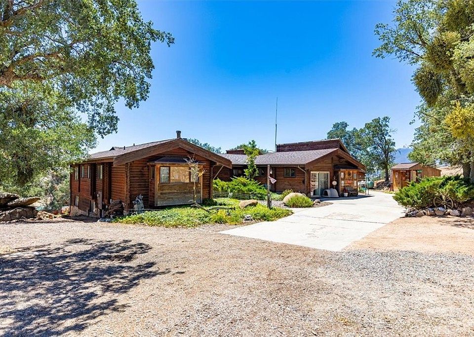 1st image of 24087 Clover Spring Rd