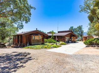 24087 Clover Spring Rd, Tehachapi, CA 93561