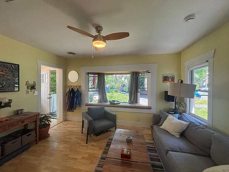 3521 S Ferdinand St — Photo 4