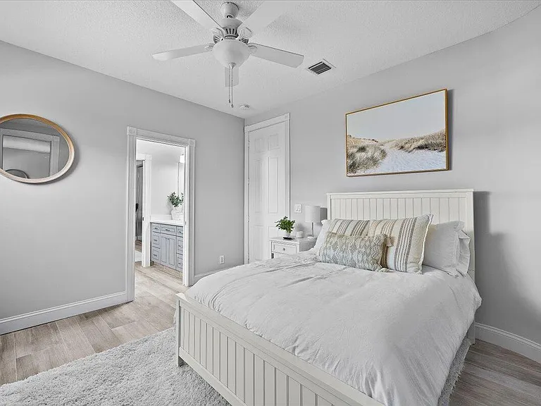 7557 Preserve Dr — Photo 22