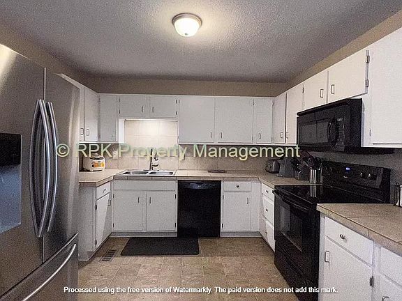 4th image of 5615 Karen Dr
