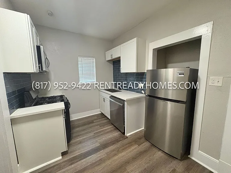 4431 Clay St. — Photo 6