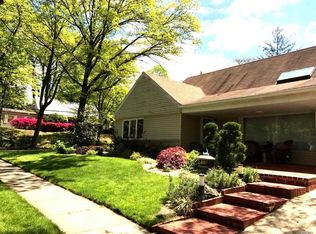 116 Croyden Ave, Great Neck, NY 11023