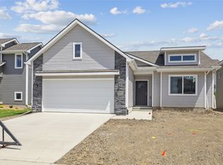 3005 Jerry St, Van Meter, IA 50261