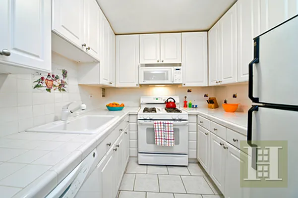 Sold by Halstead Real Estate | media 11