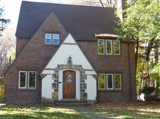 2994 Ludlow Rd, Cleveland, OH 44120