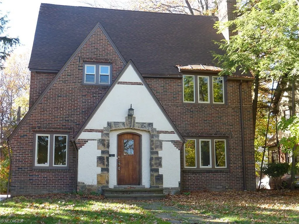 2994 Ludlow Rd photo 1