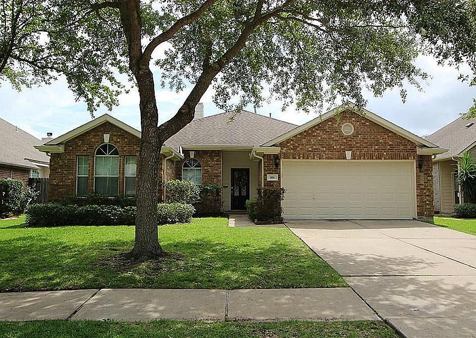 1st image of 406 Crimson Coast Dr