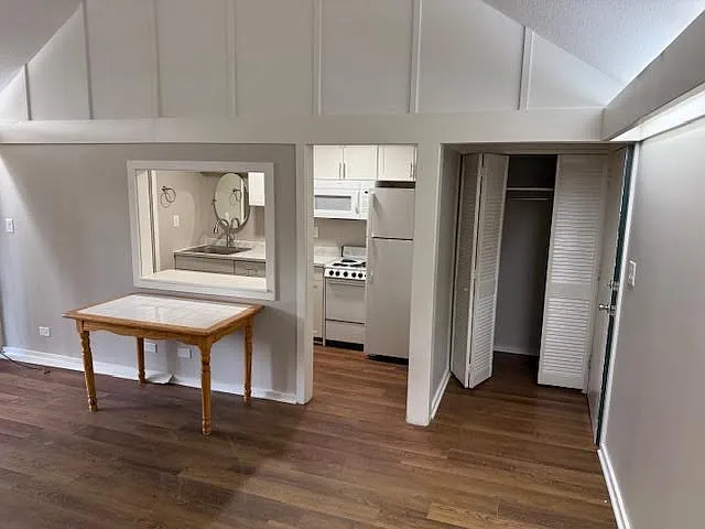 130 Fairway Ave #236 — Photo 4