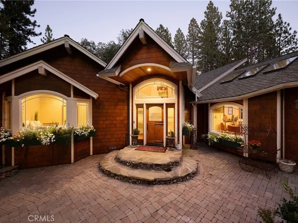 42388 Switzerland Dr, Big Bear Lake, CA 92315
