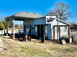 99 S Rd, Severy, KS 67137