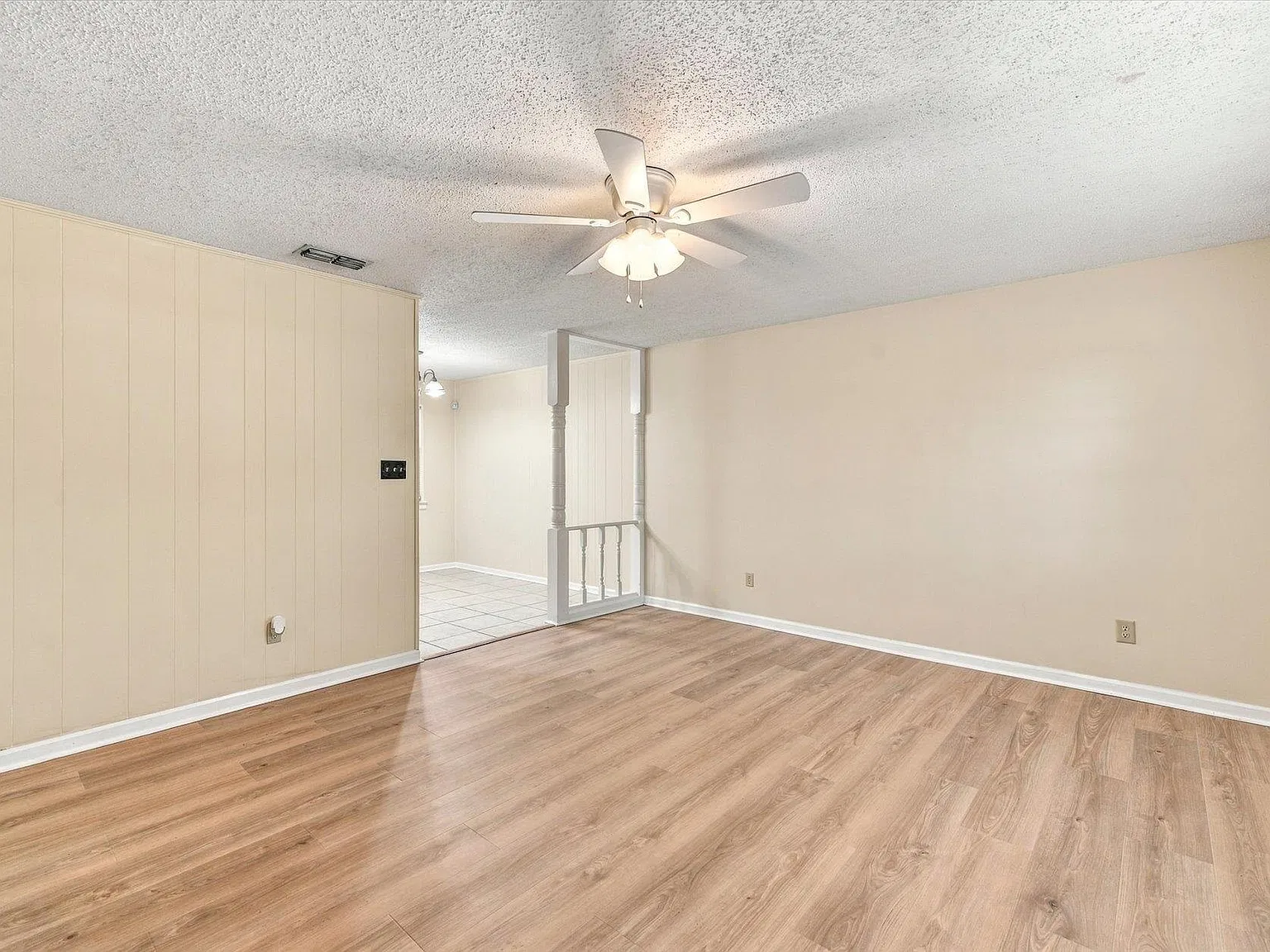 2 bed, 1.0 bath, 884 sqft, $1,250 — Photo 3