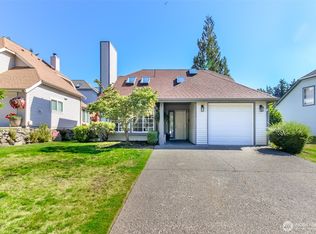32824 3rd Pl S, Federal Way, WA 98003