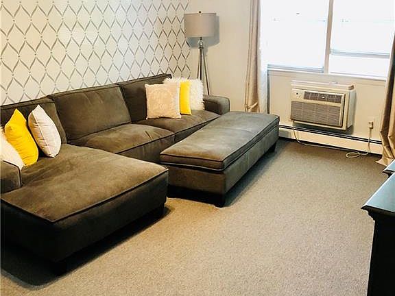 5th image of 125 N Washington Ave #66