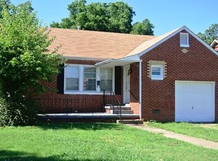 215 Longwood Dr SW, Huntsville, AL 35801