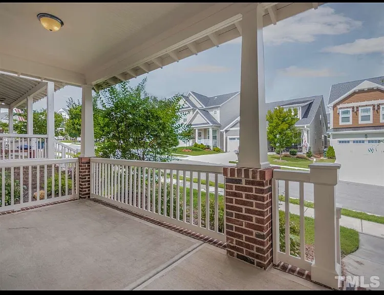 557 Serenity Hill Cir — Photo 10