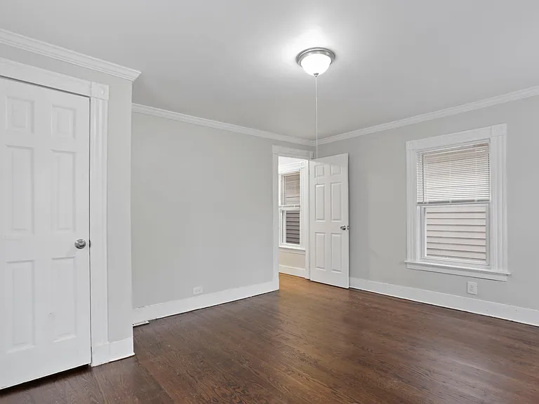 393 Huntington St — Photo 12