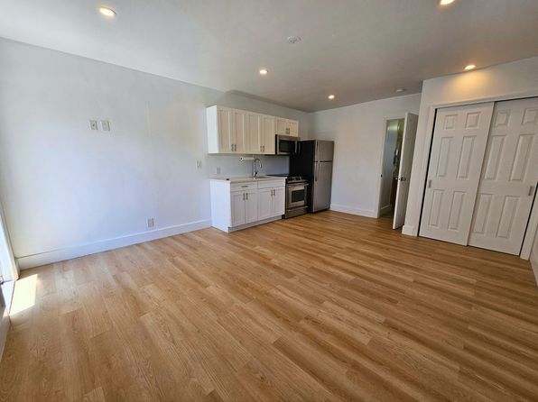 5605 N Ocean Dr #4