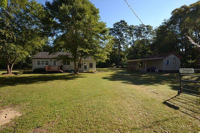 1st image of 4423 Logan Ln