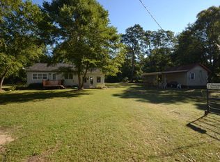 4423 Logan Ln, Chincoteague, VA 23336