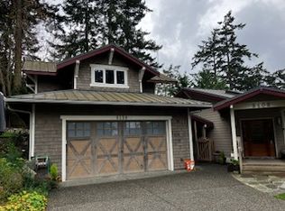 5120 Potlatch Ln, Anacortes, WA 98221