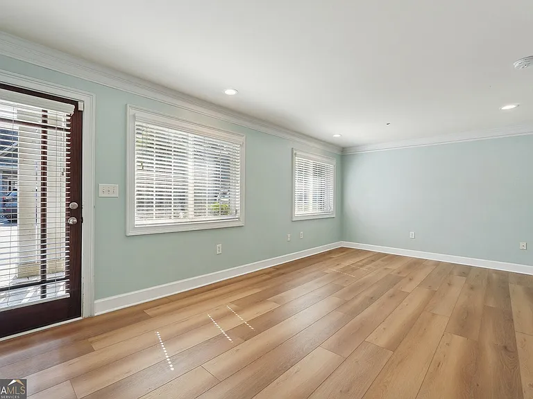 104 Rondak Cir SE — Photo 1