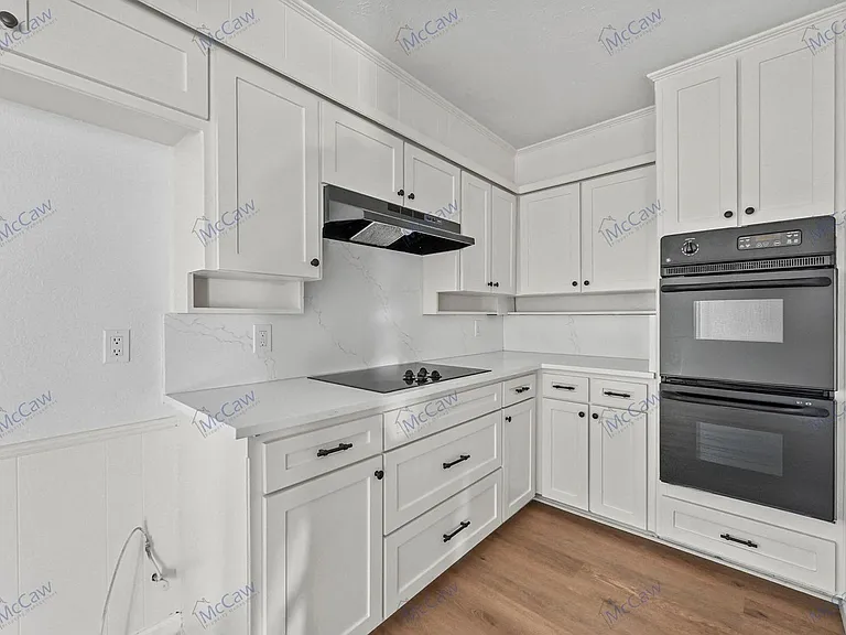 2832 Townbluff Dr — Photo 9