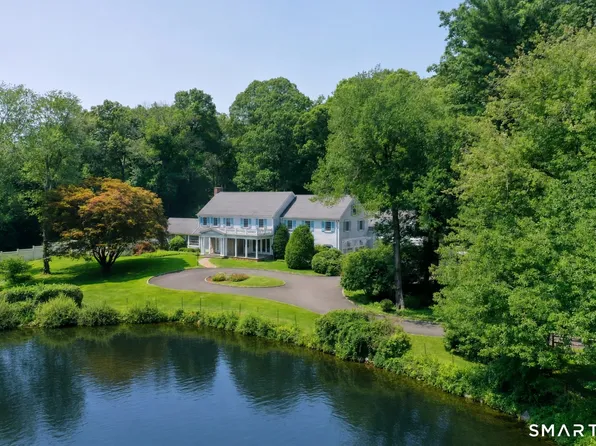 34 Sherwood Lane, New Canaan, CT 06840