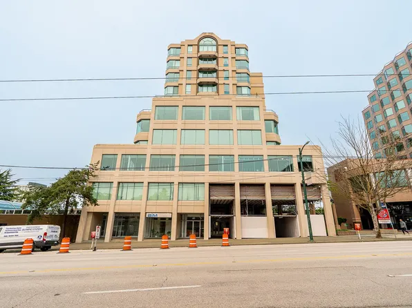 1355 Broadway W #804, Vancouver, BC V6H 1G9